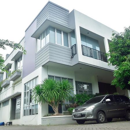 Footprints Xperience Hostel Mataram Buitenkant foto