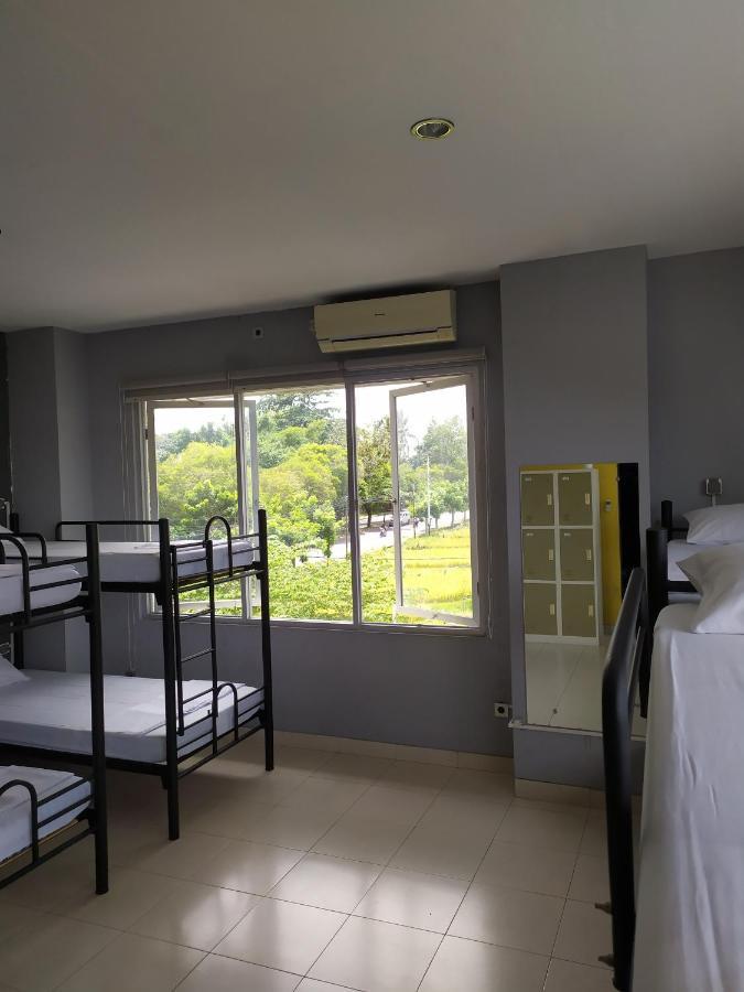 Footprints Xperience Hostel Mataram Buitenkant foto