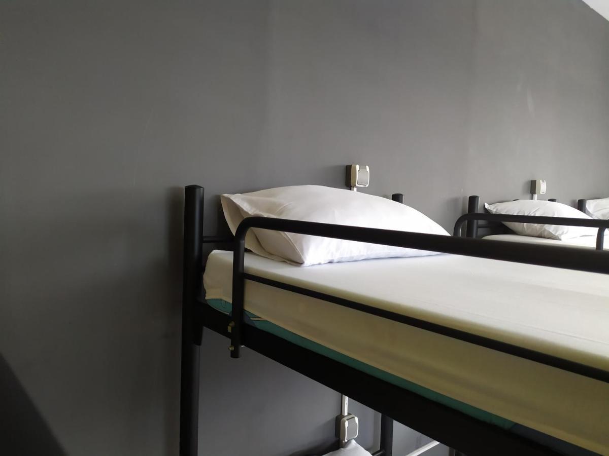 Footprints Xperience Hostel Mataram Buitenkant foto